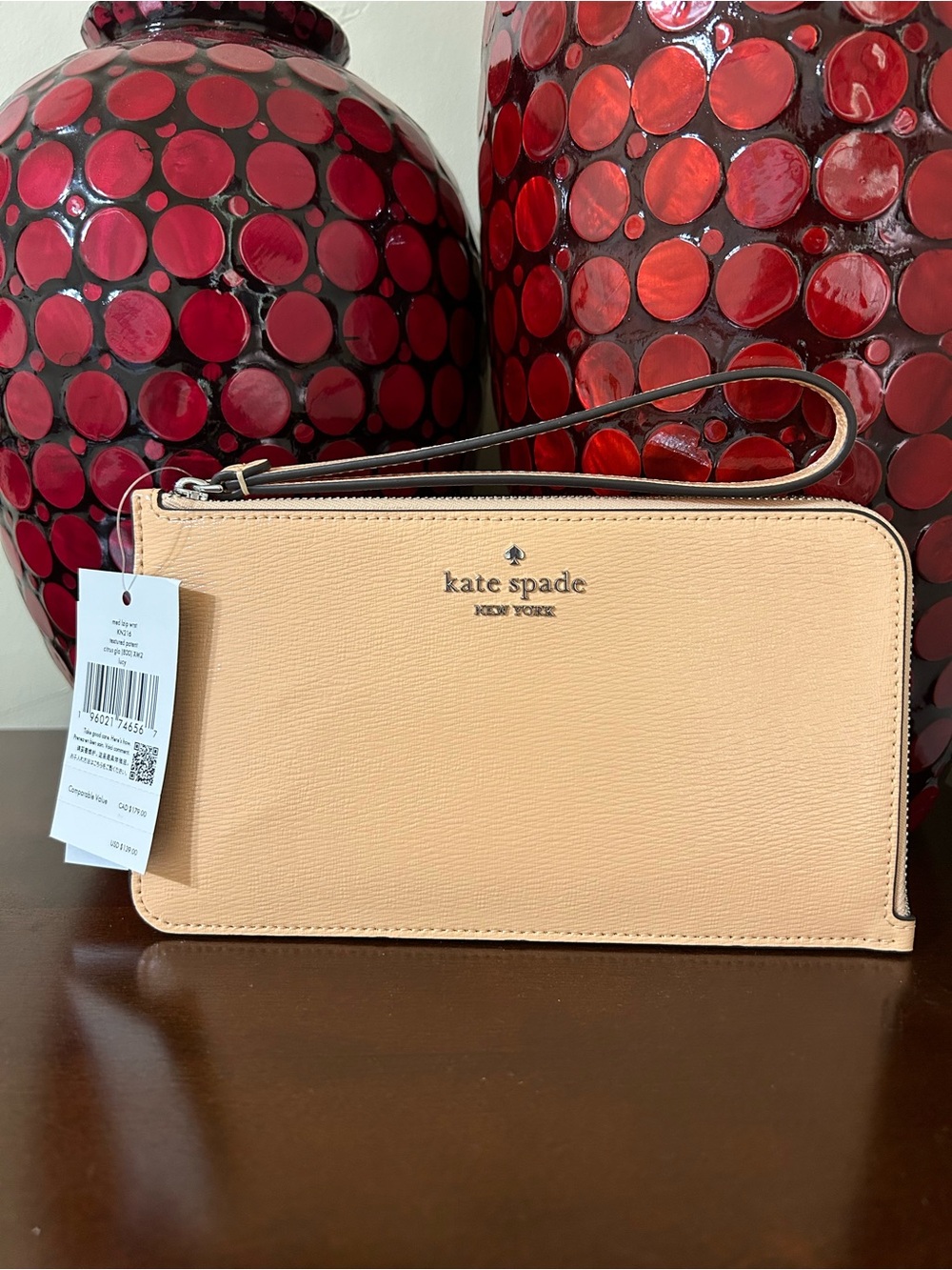 kate spade Lucy Medium L-Zip Wristlet in Citrus Glaze MSRP $139